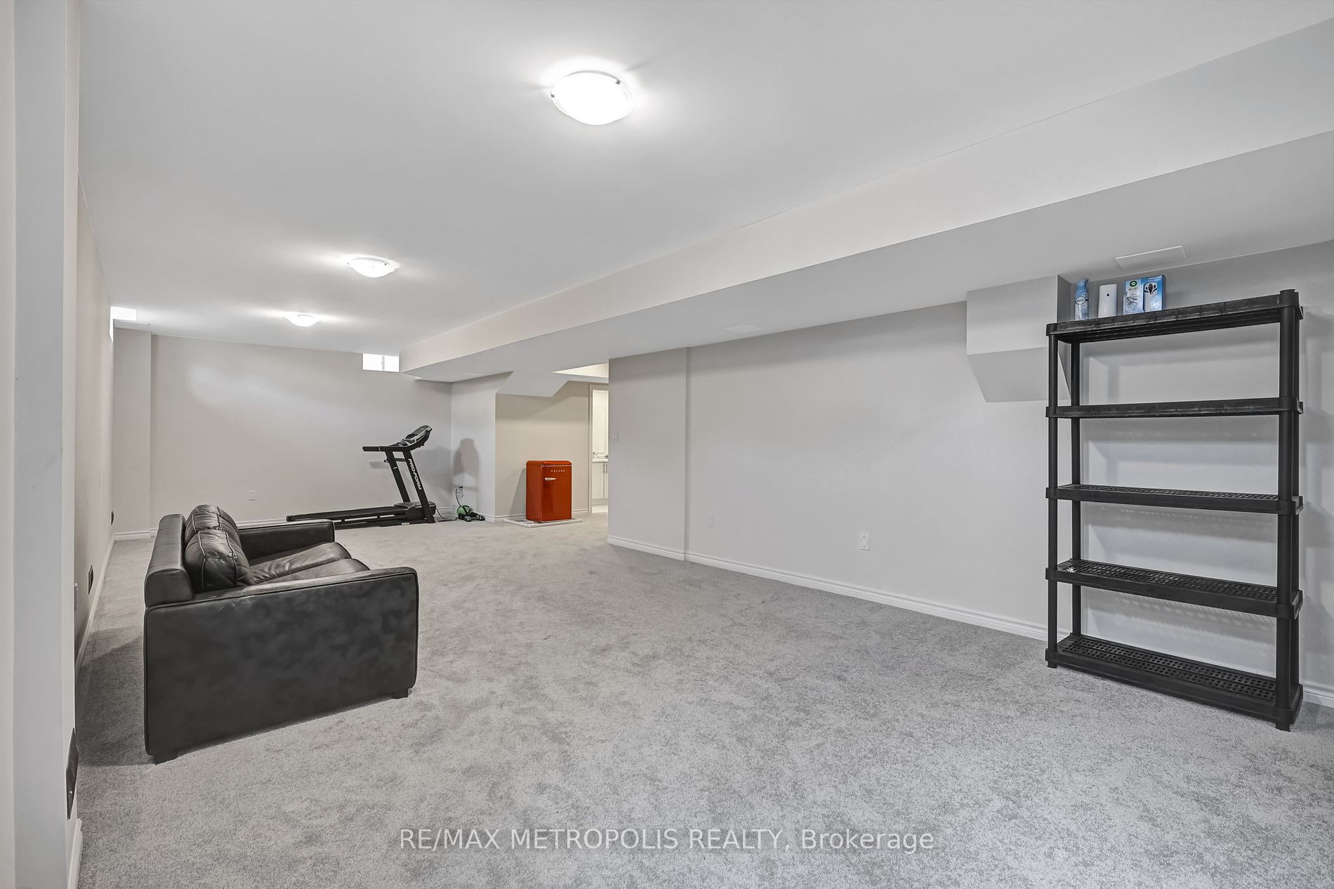 15 Douglas Kemp Crescent