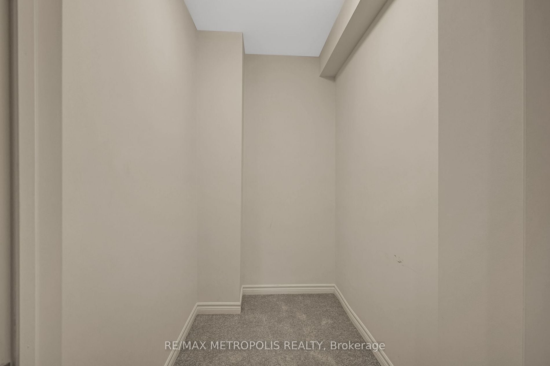 15 Douglas Kemp Crescent
