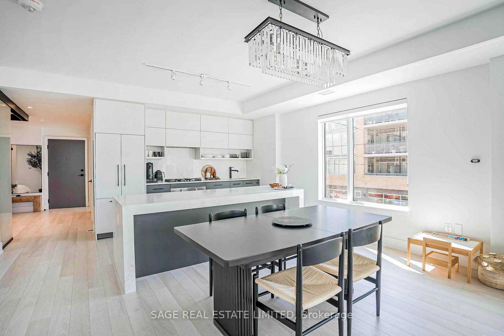1888 Queen Street E #206