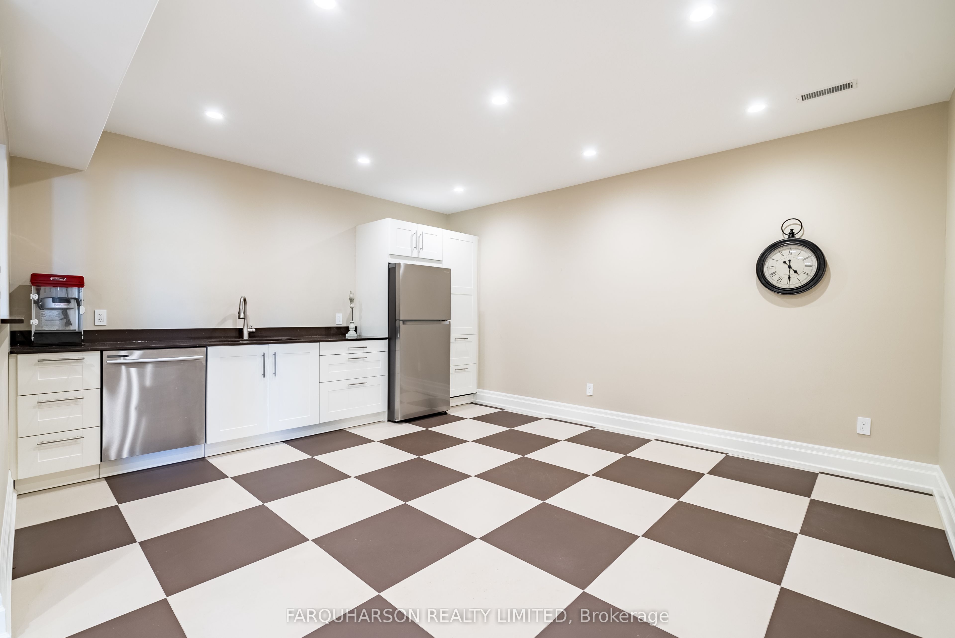 100 Ambleside Drive