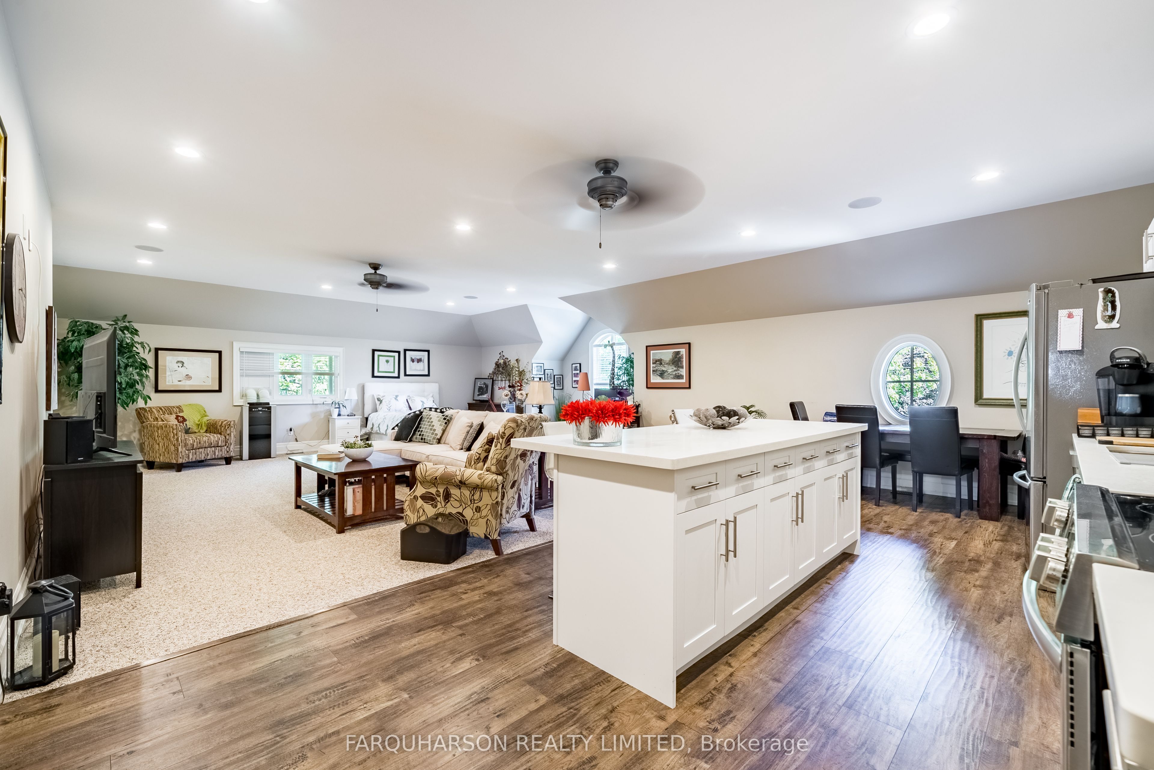 100 Ambleside Drive