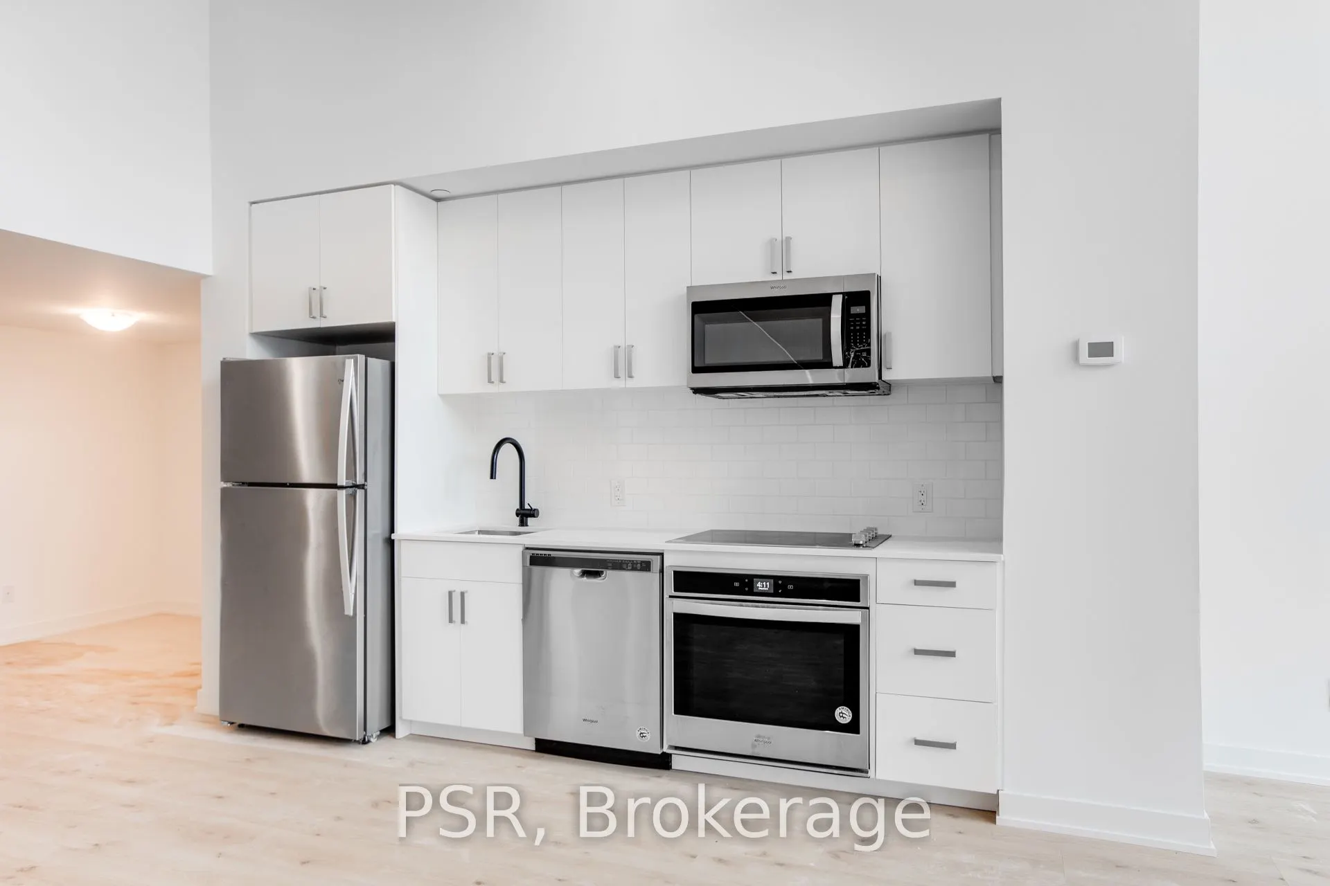 2799 Kingston Road, #Th105
