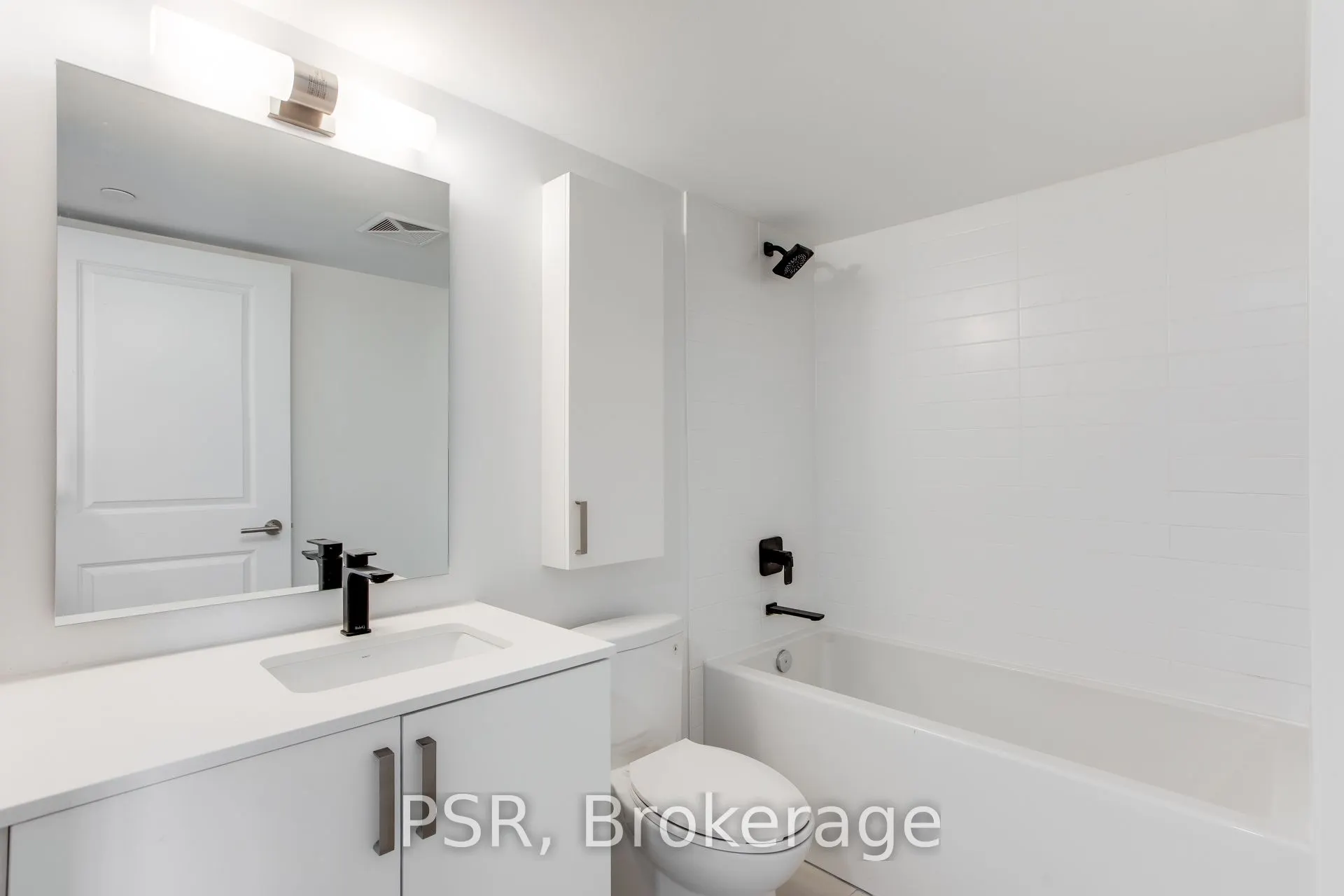 2799 Kingston Road, #Th105