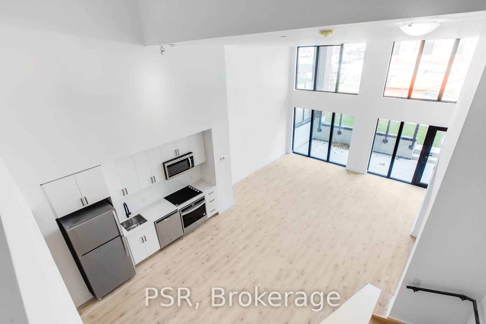 2799 Kingston Road, #Th105