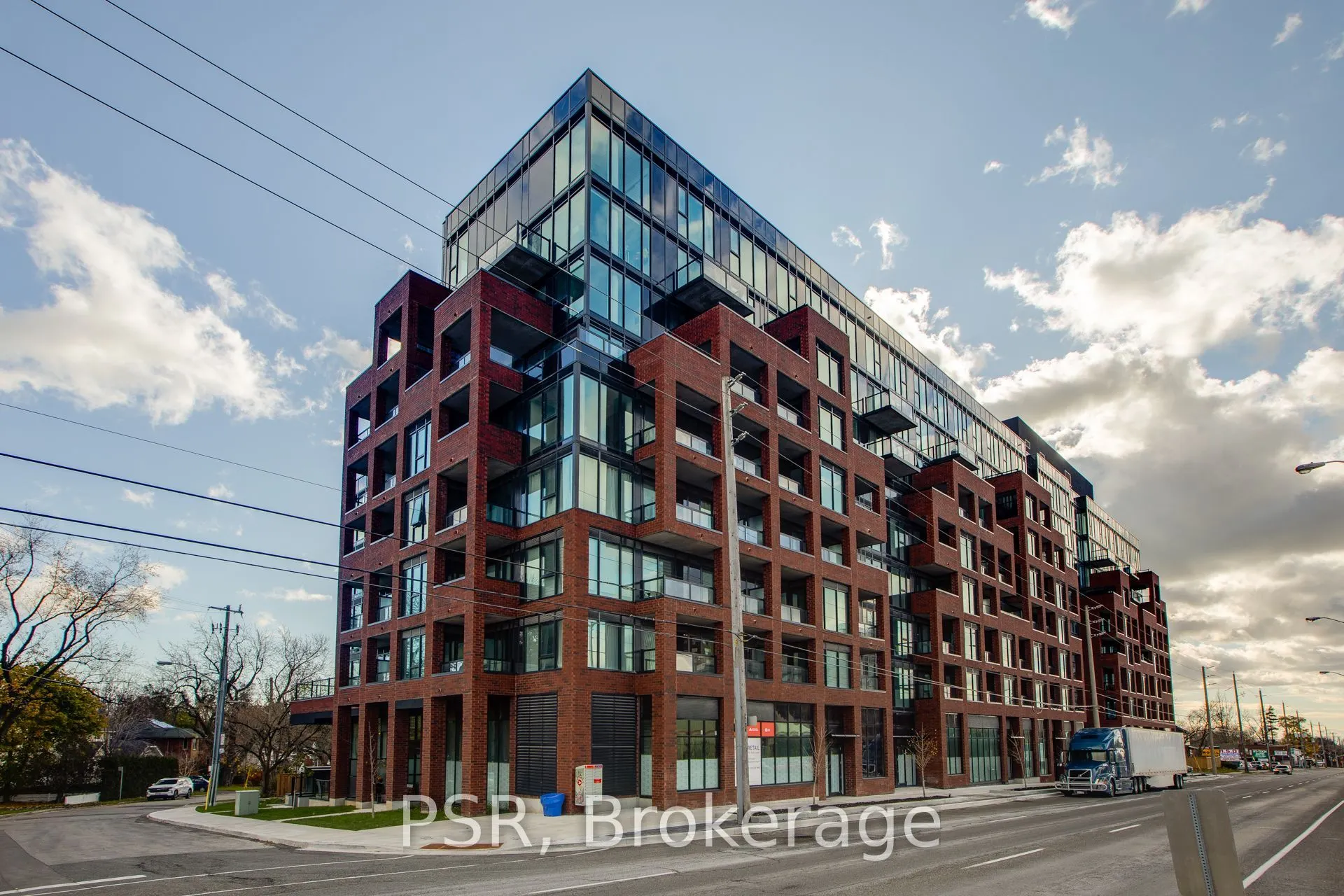 2799 Kingston Road, #Th105