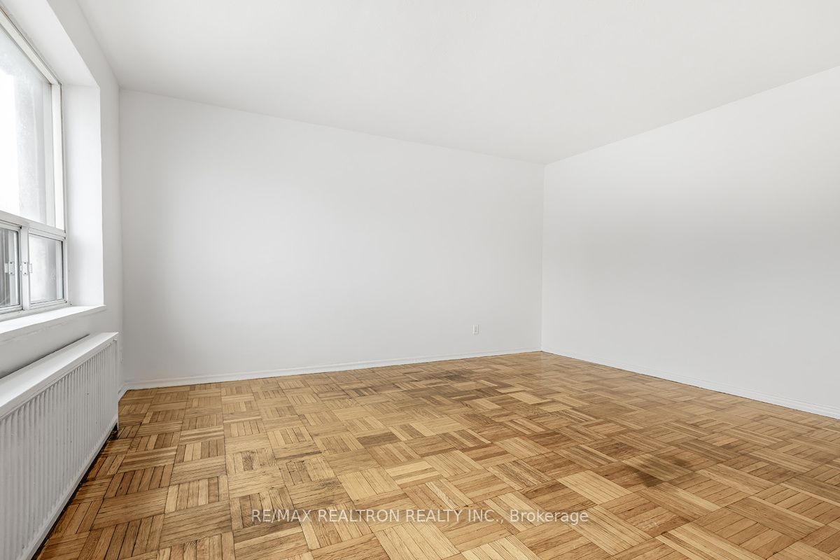 156 Kingston Road, #10