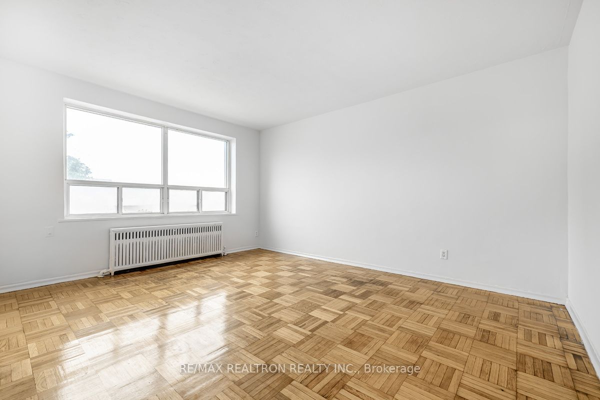 156 Kingston Road, #10
