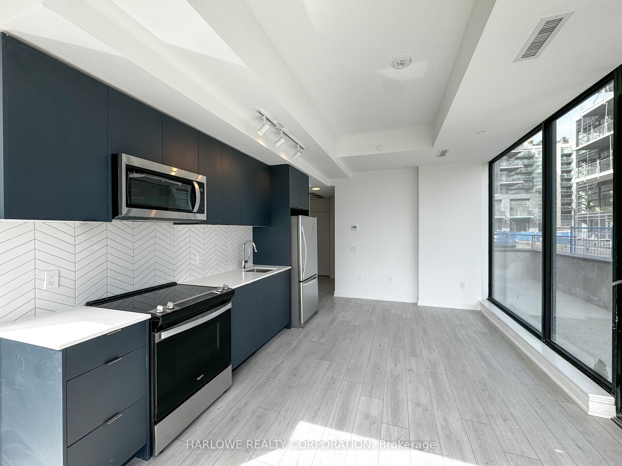 1608 Charles Street, #184 F
