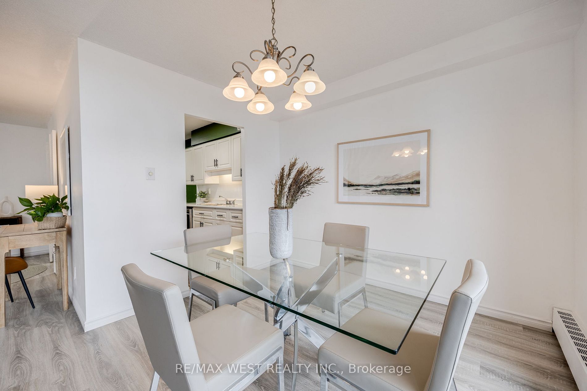1210 Radom Street, #910
