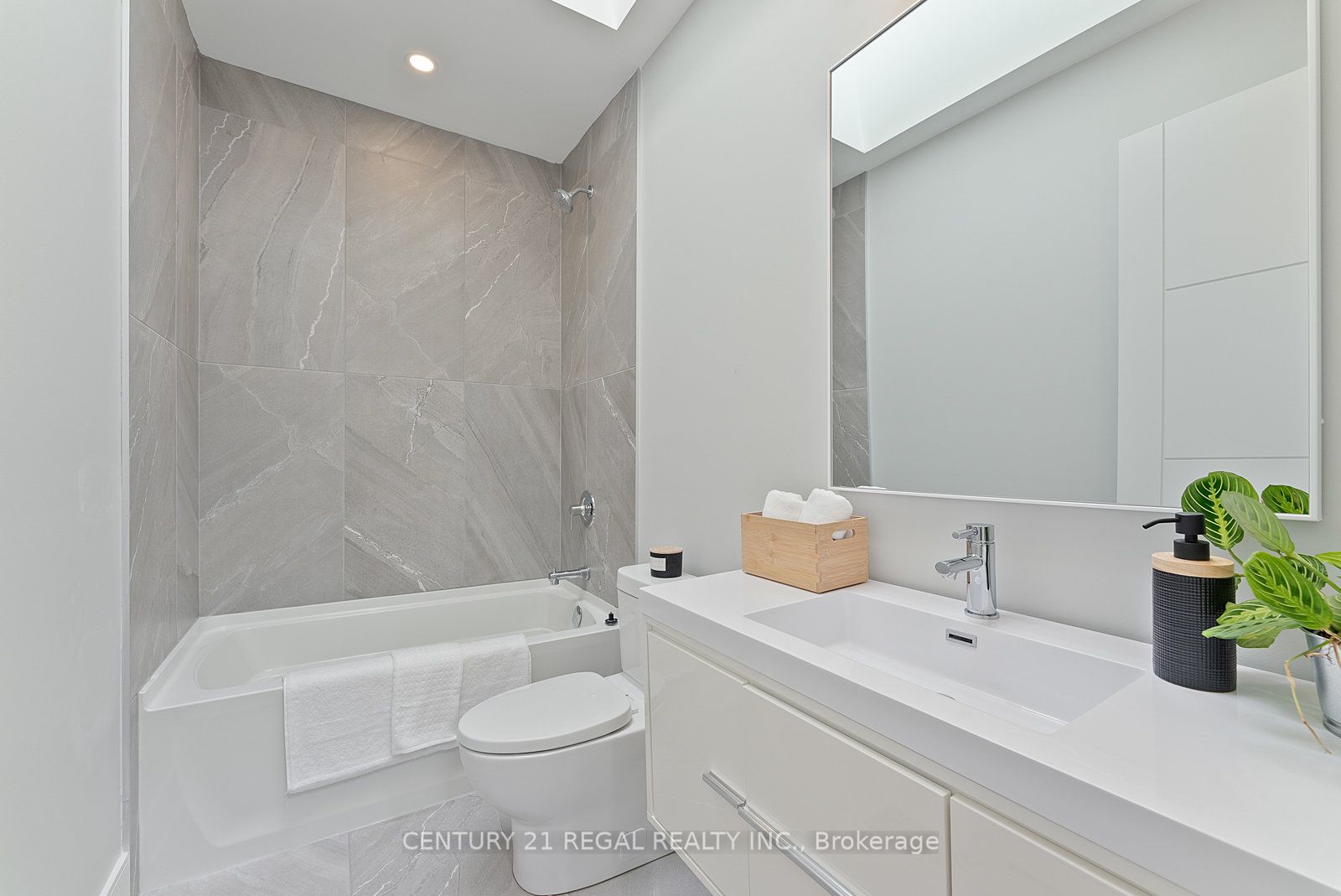 84 Bexhill Avenue