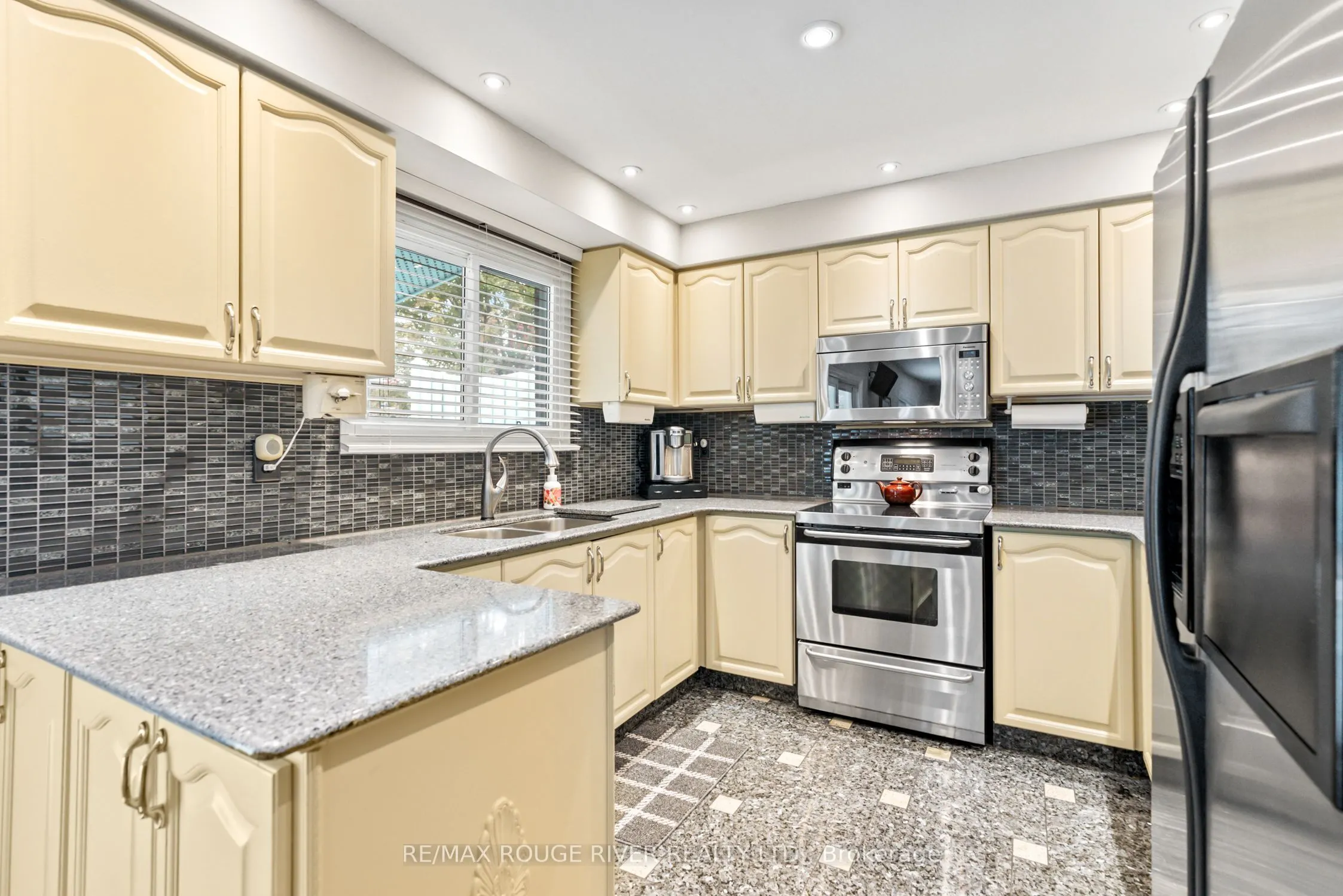 1106 Ridge Valley Drive