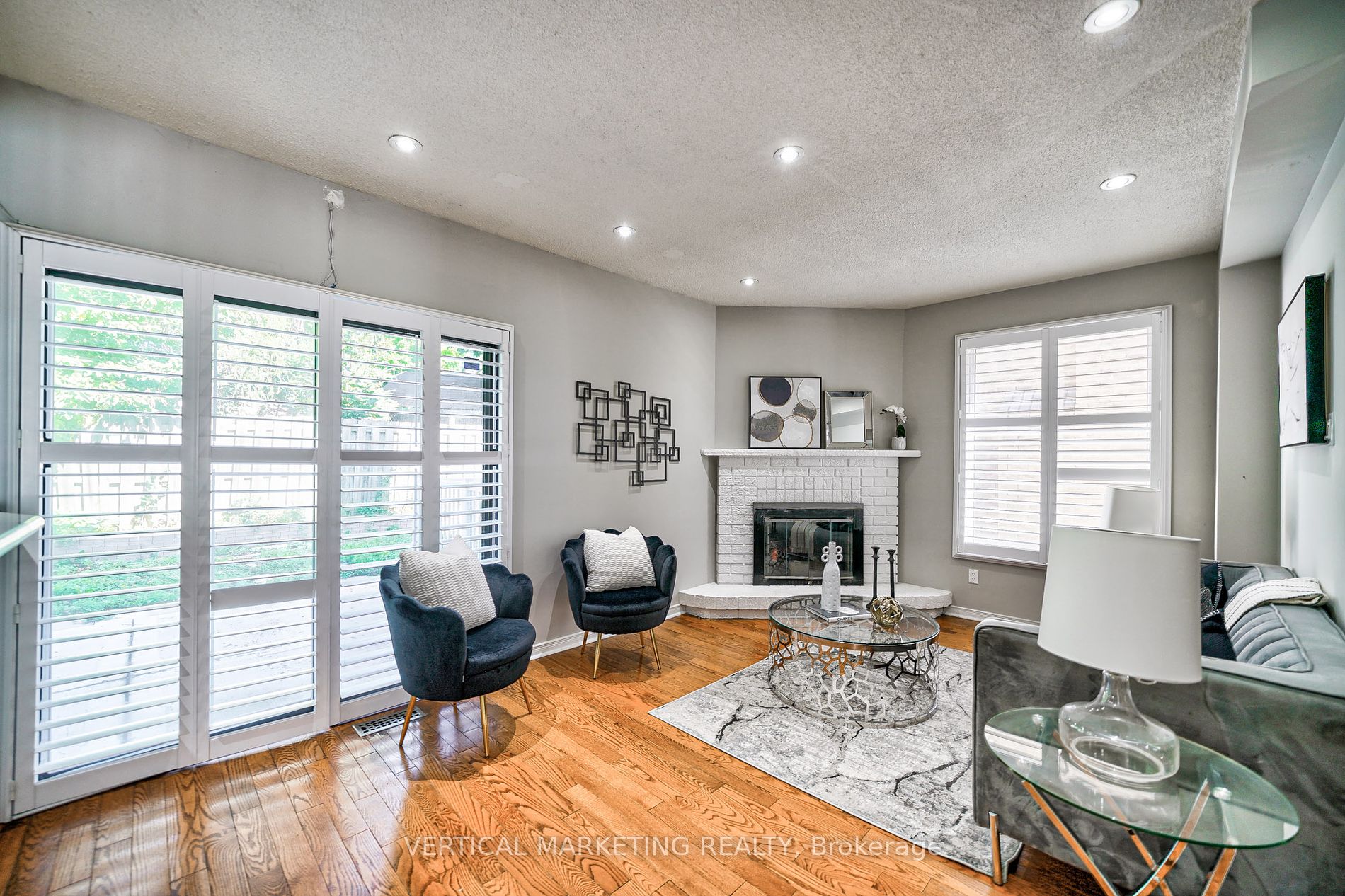 4 Radford Drive