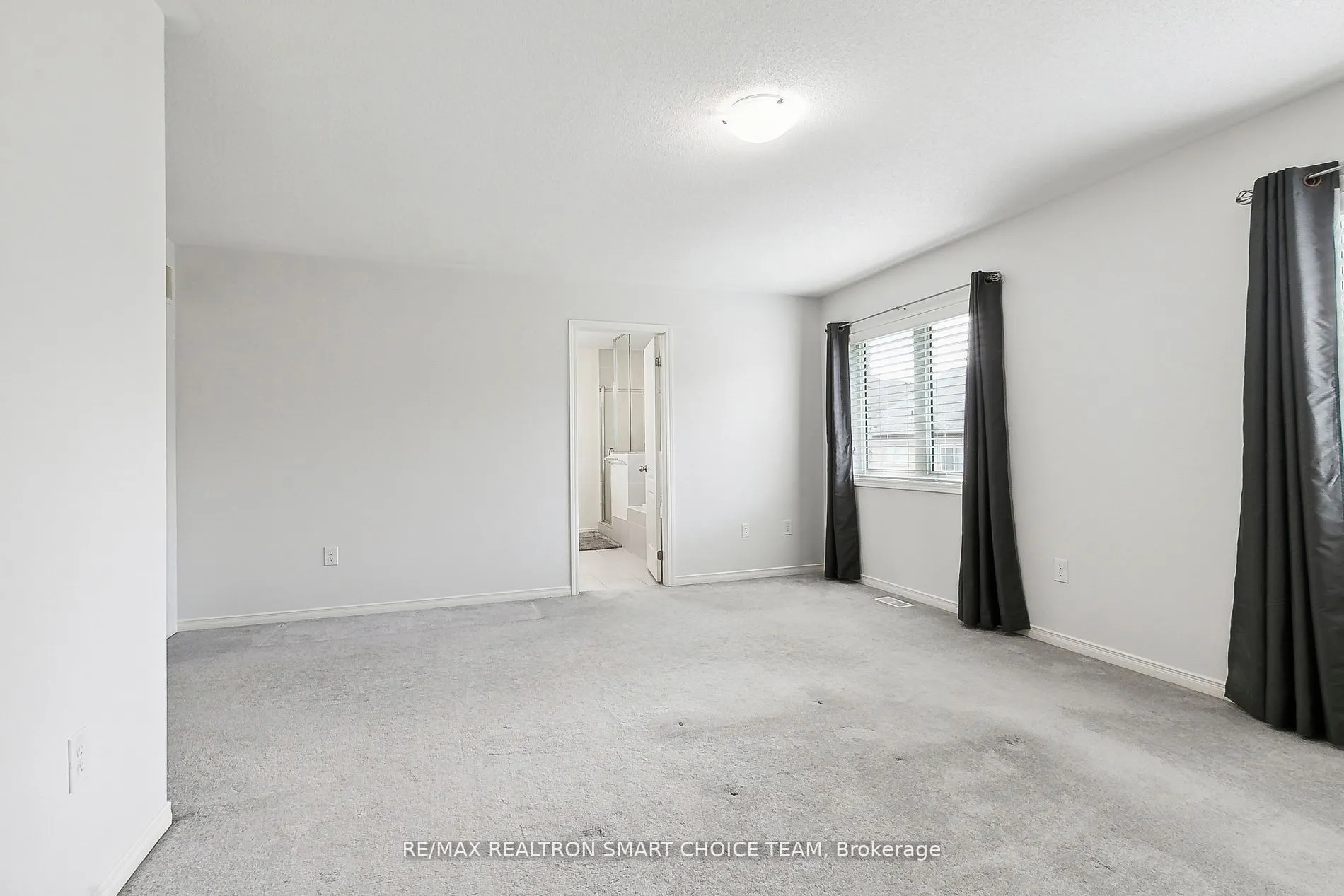 2544 Bandsman Crescent
