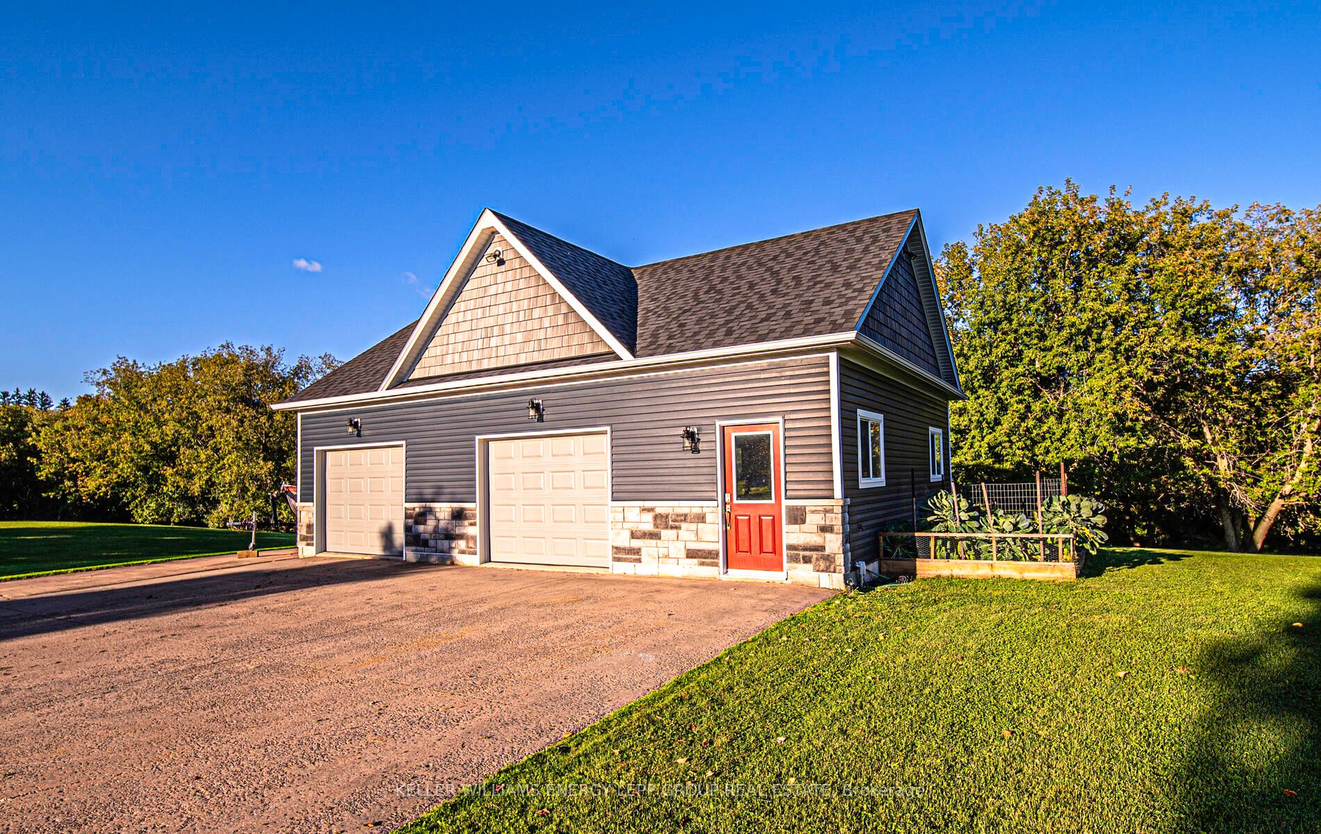 8 Sunny Ridge Trail