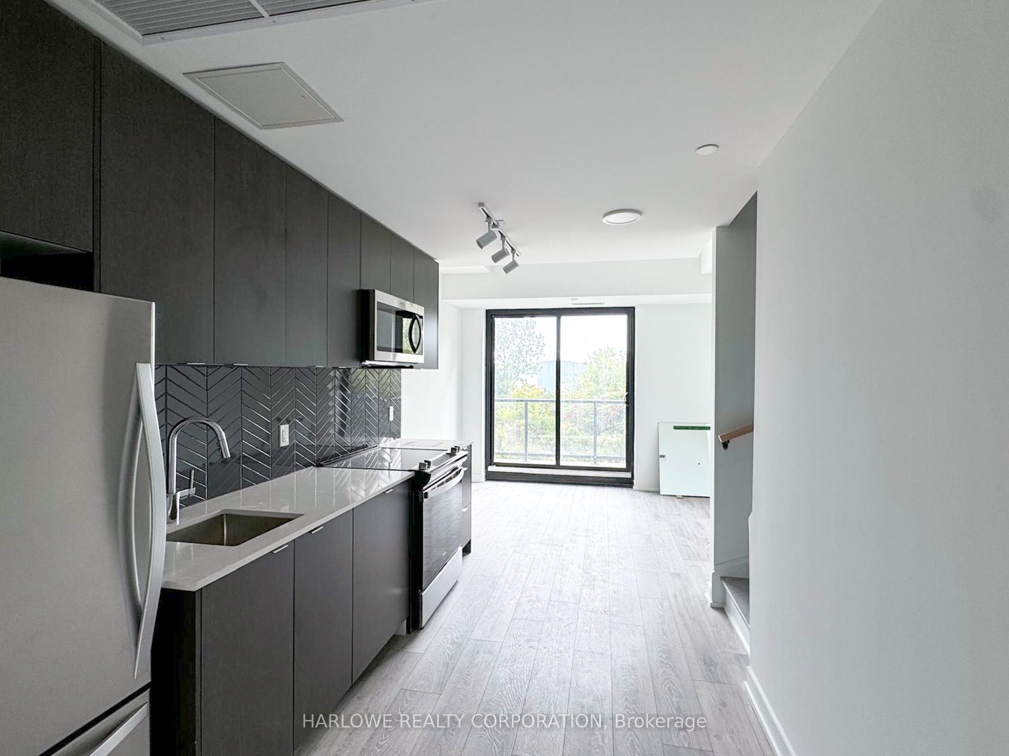 1608 Charles Street, #186 F
