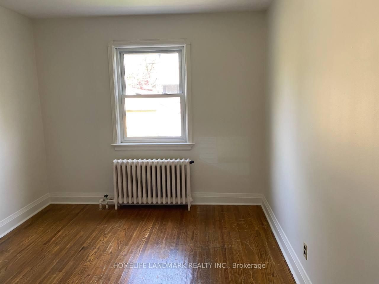 11 Hutton Avenue