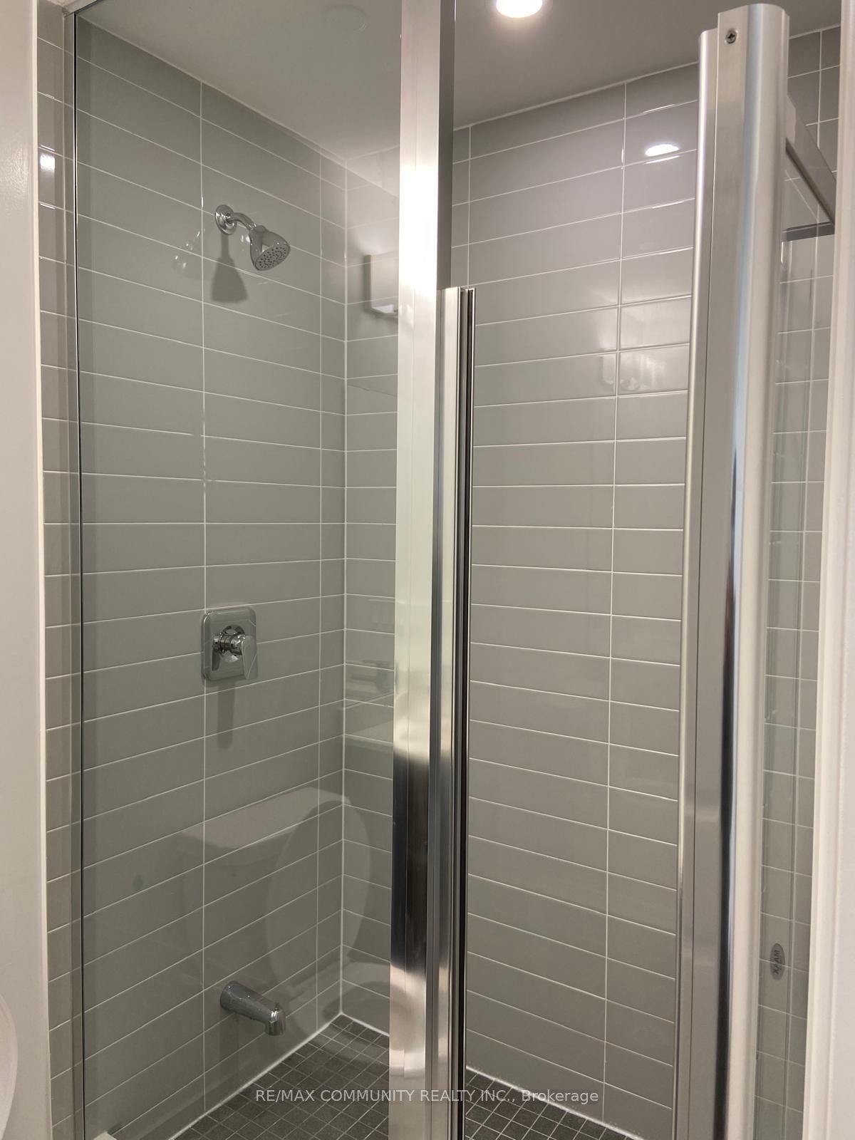3121 Sheppard Avenue E, #630