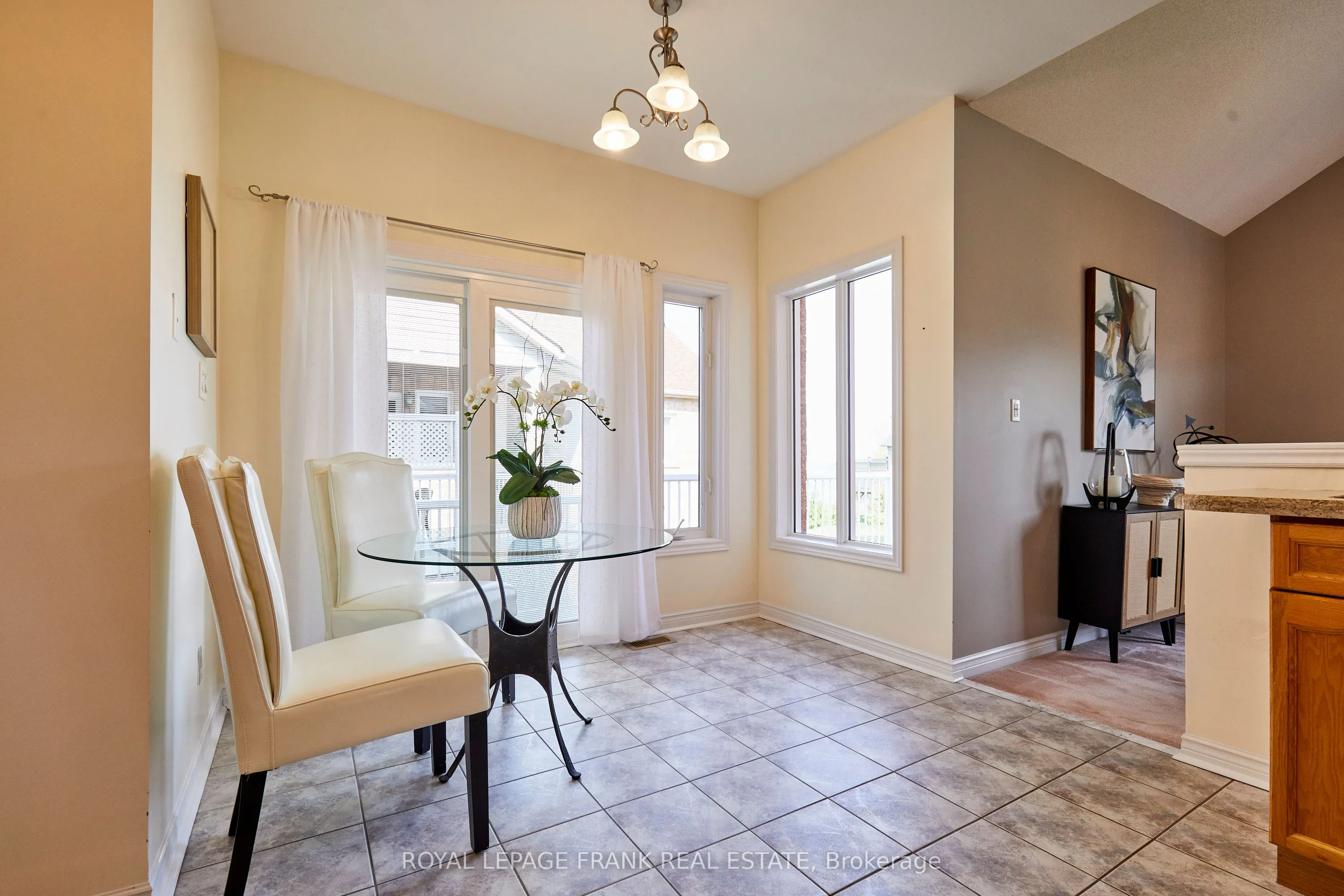 65 Waterbury Crescent
