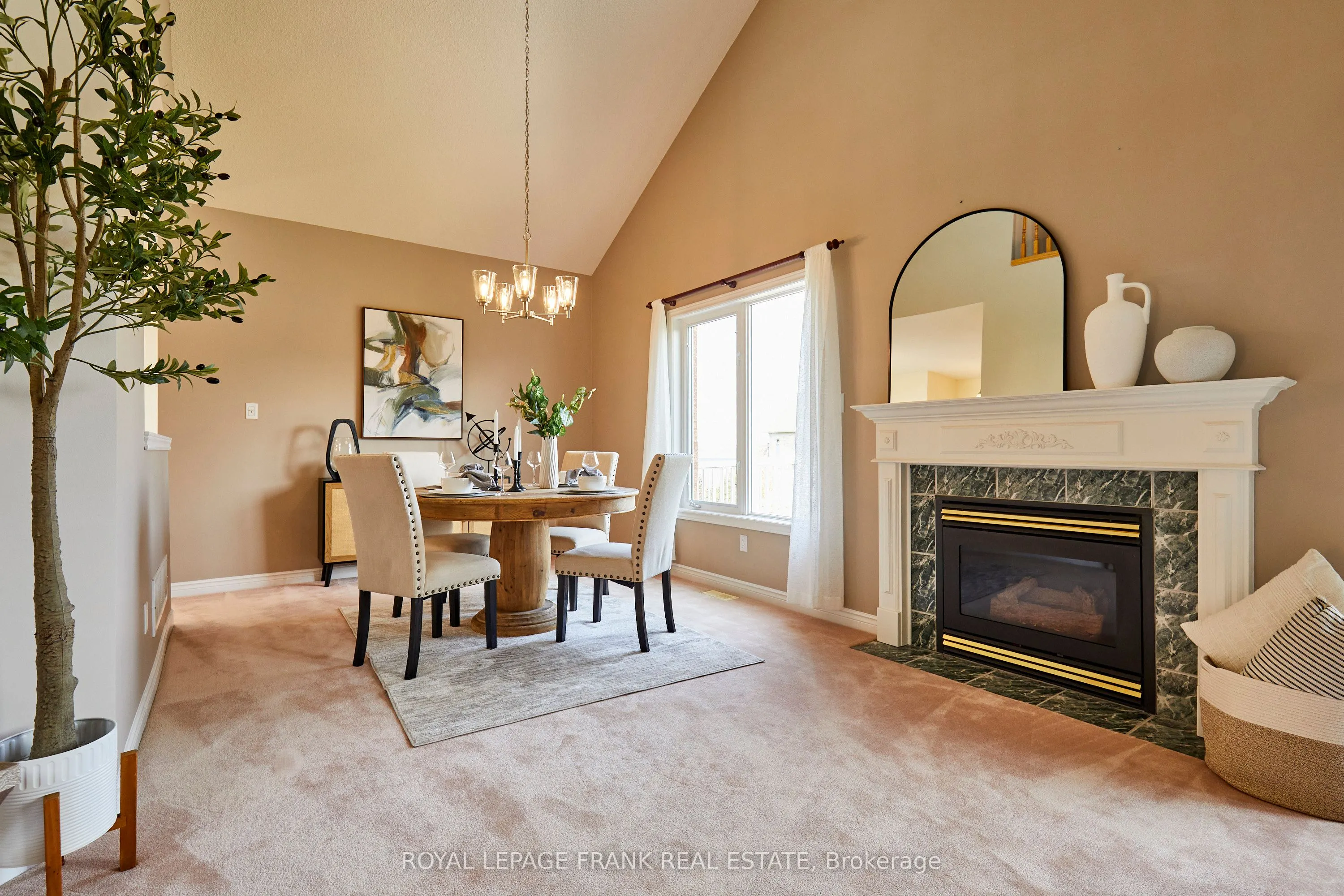 65 Waterbury Crescent