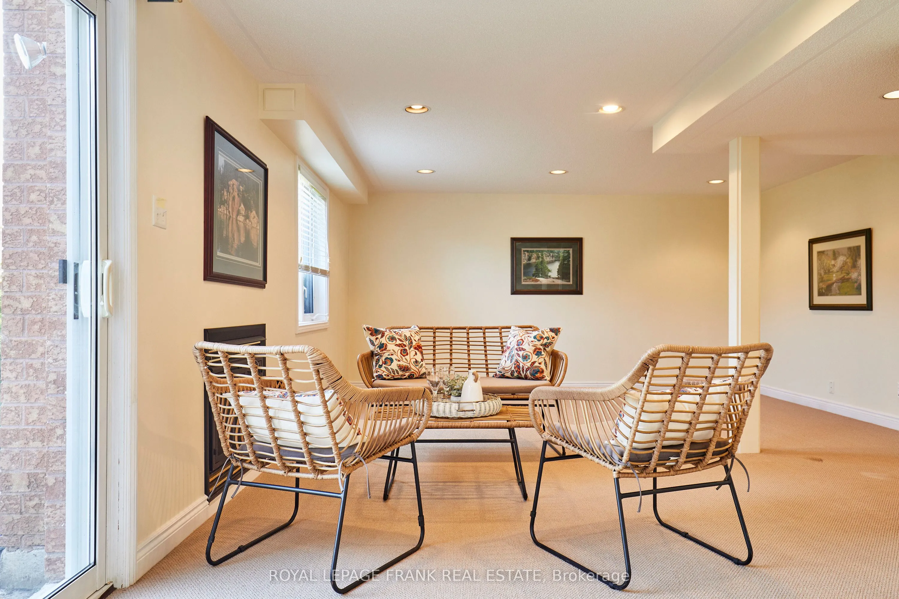 65 Waterbury Crescent
