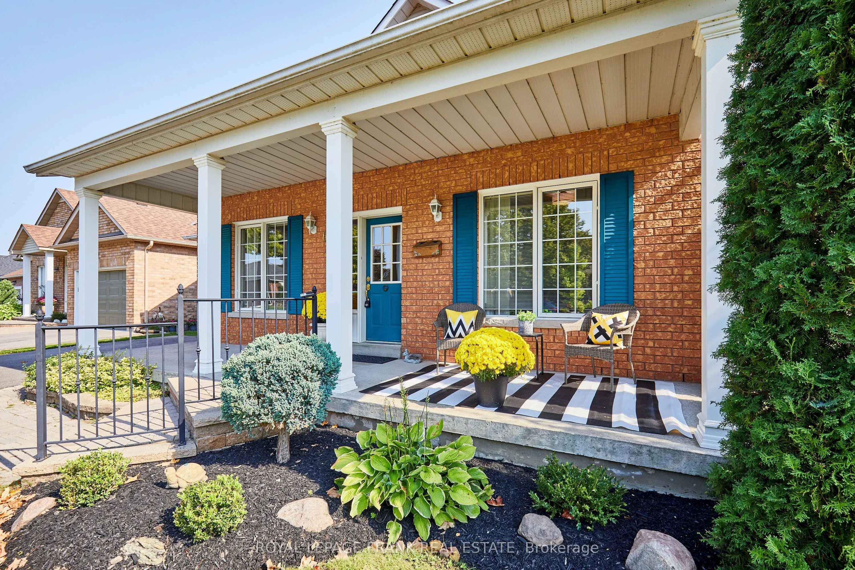 65 Waterbury Crescent