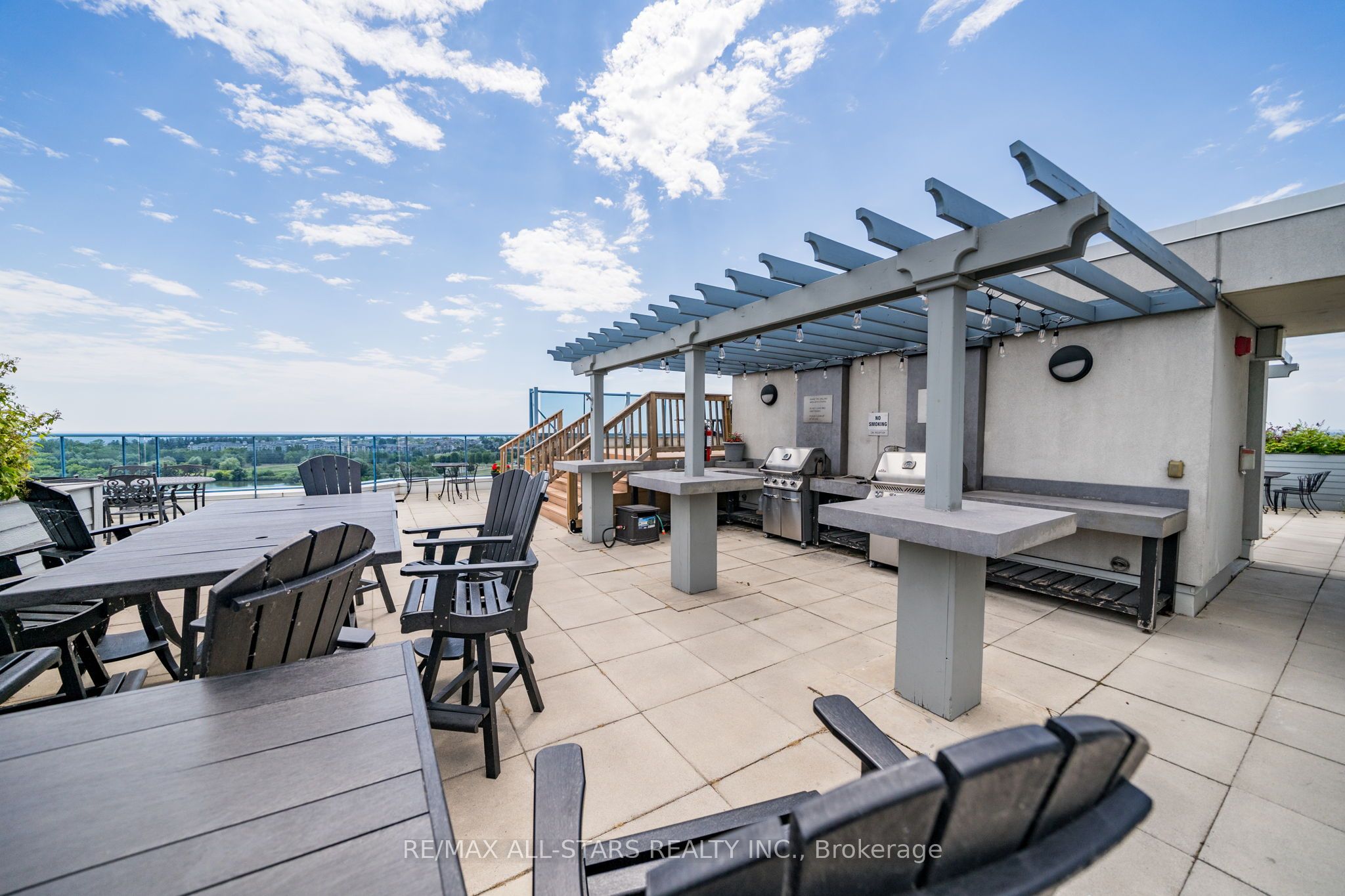340 Watson Street W, #106
