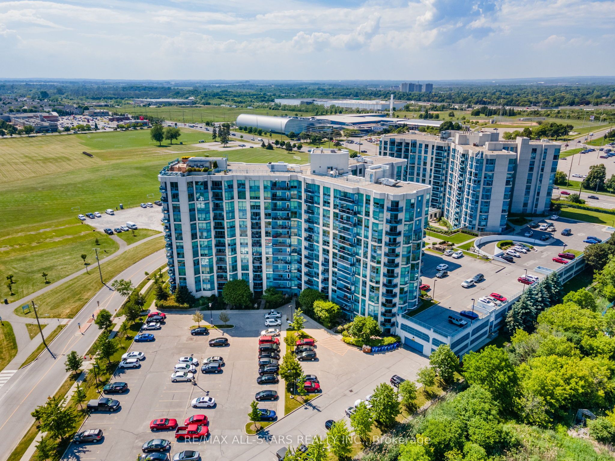 340 Watson Street W, #106