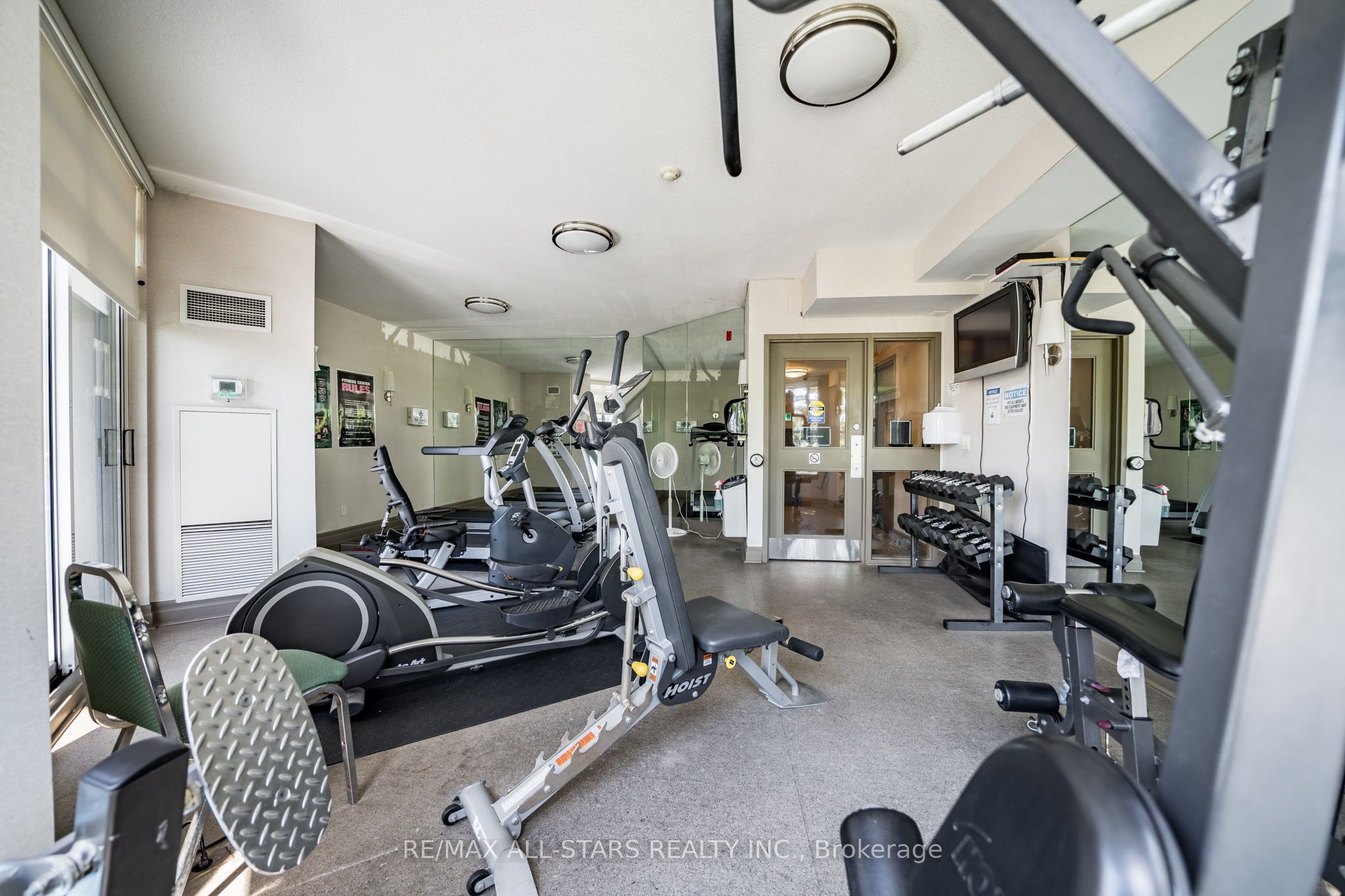 340 Watson Street W, #106