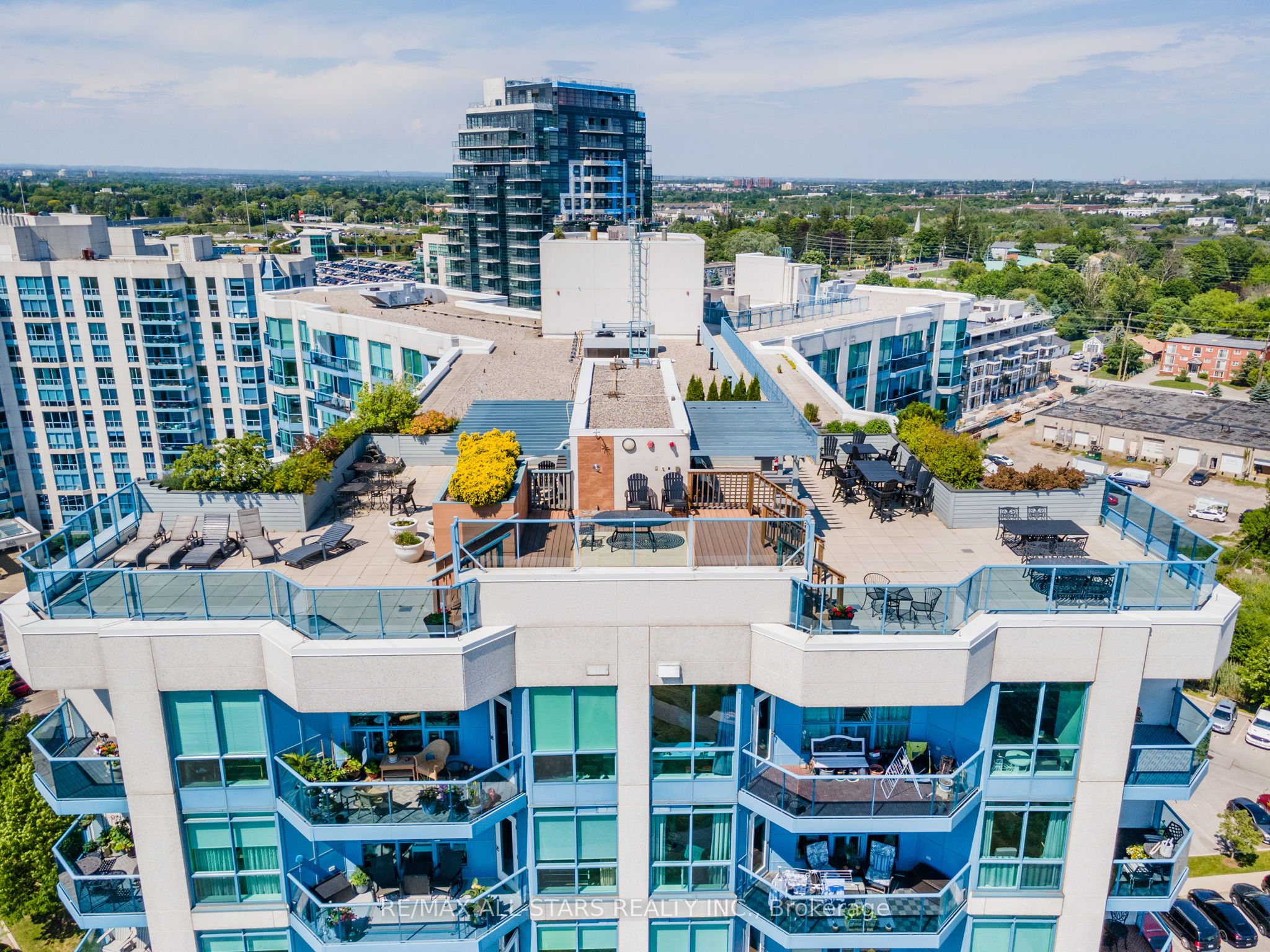 340 Watson Street W, #106