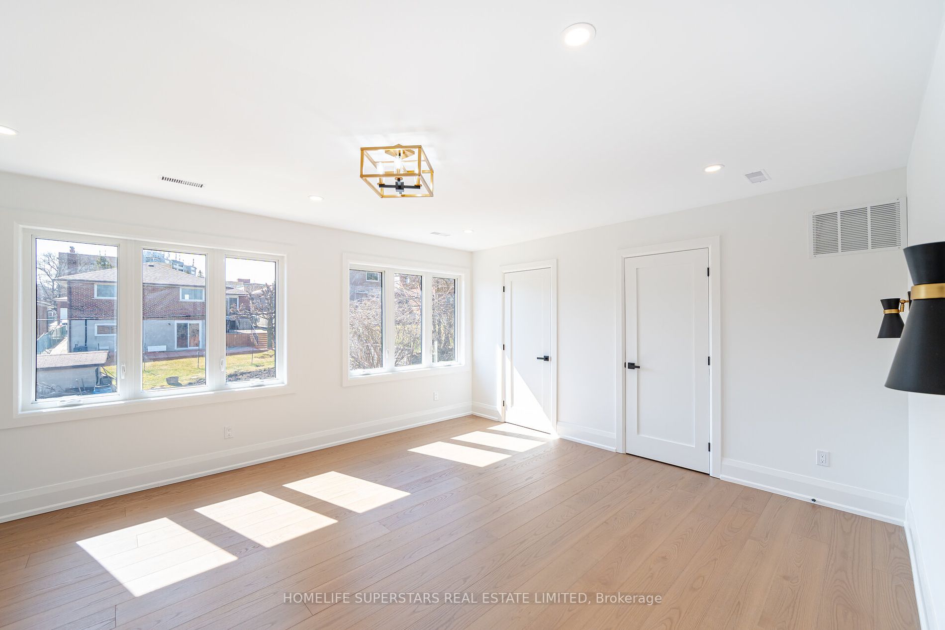 49 Greendowns Drive