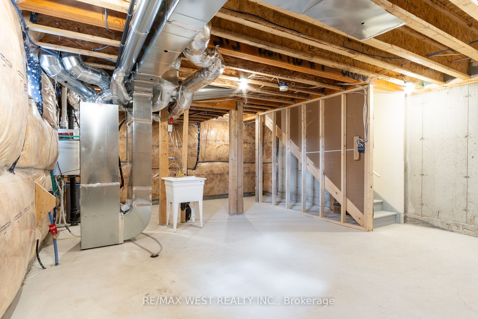 2714 Peter Matthews Drive