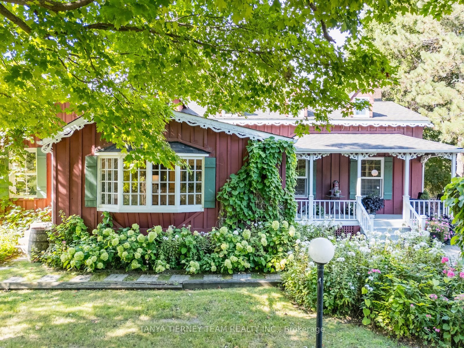 130 Myrtle Road E