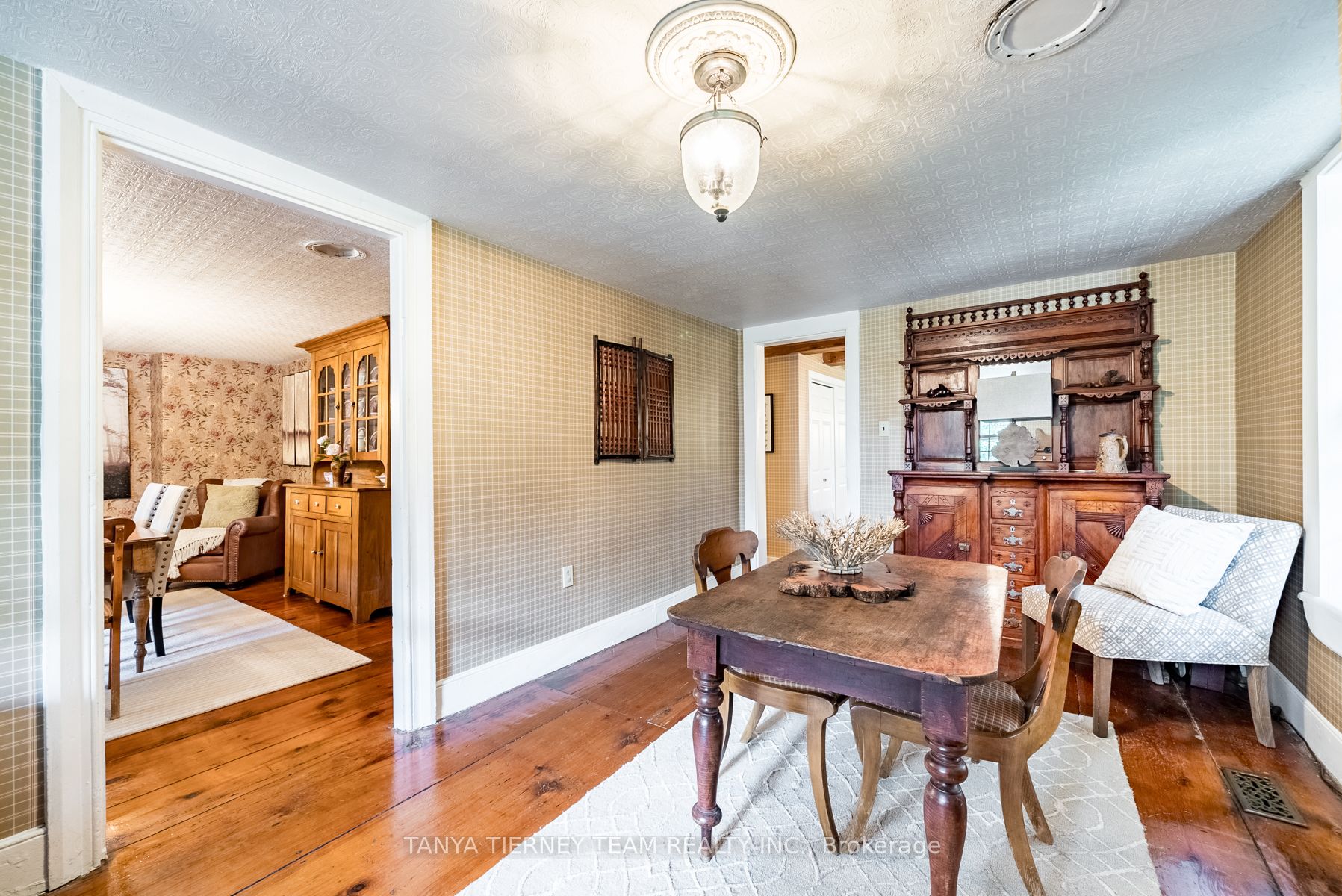 130 Myrtle Road E