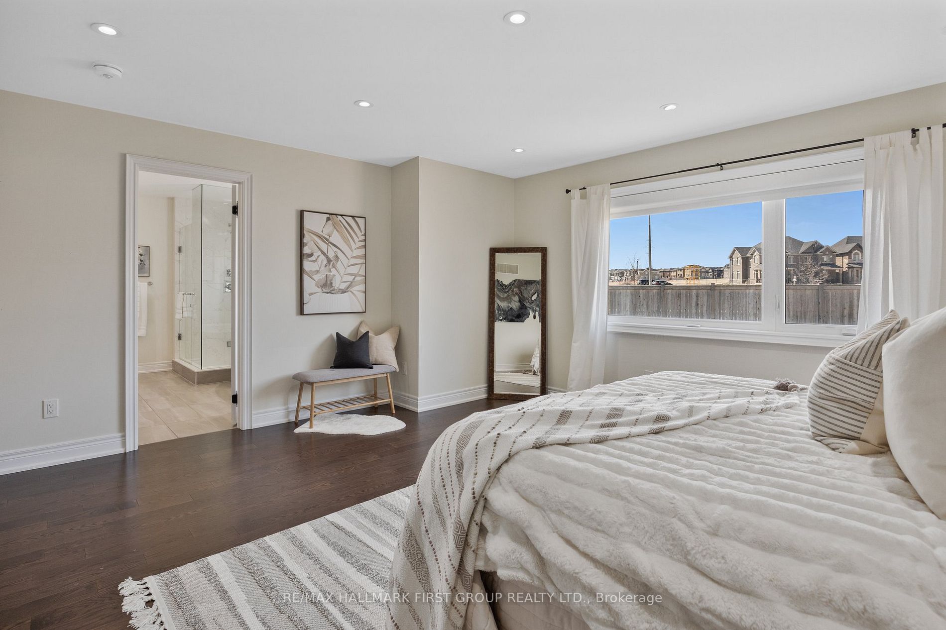 1219 Cactus Crescent