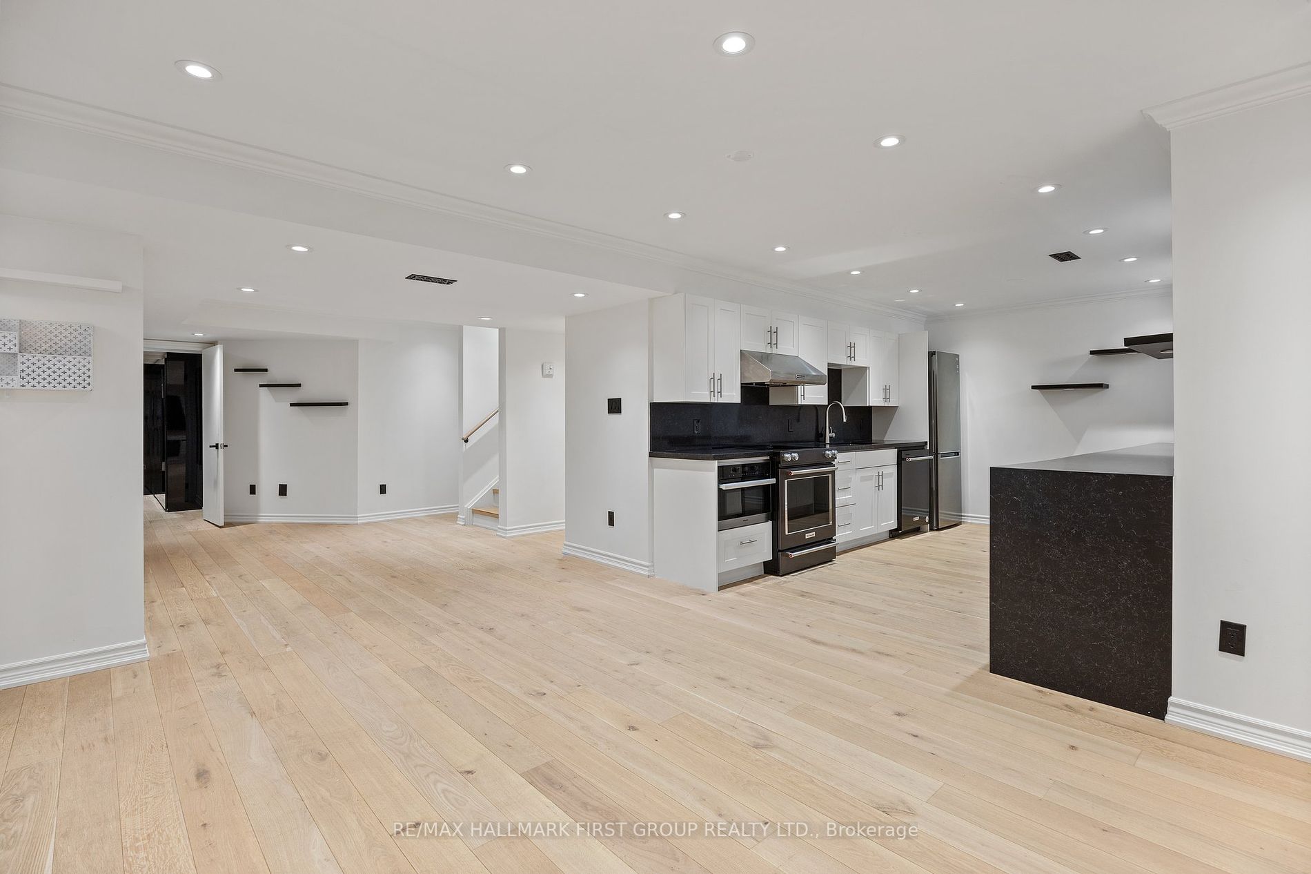 1219 Cactus Crescent
