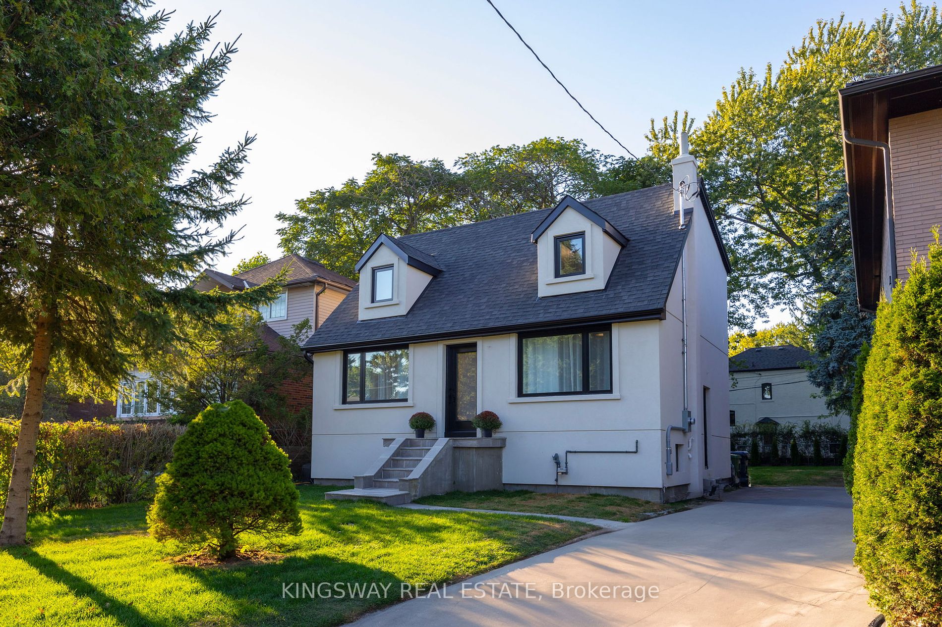 22 Cliffcrest Drive