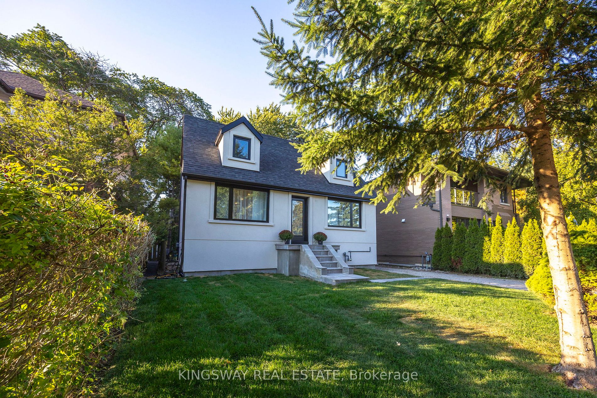 22 Cliffcrest Drive
