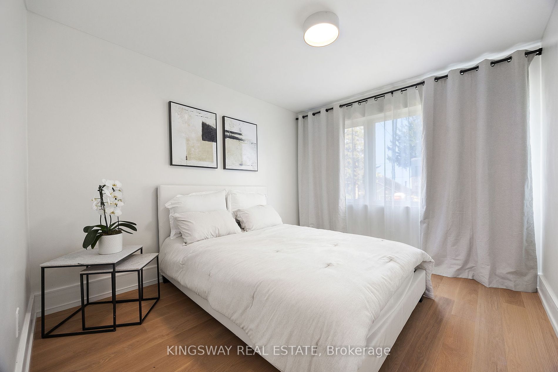 22 Cliffcrest Drive