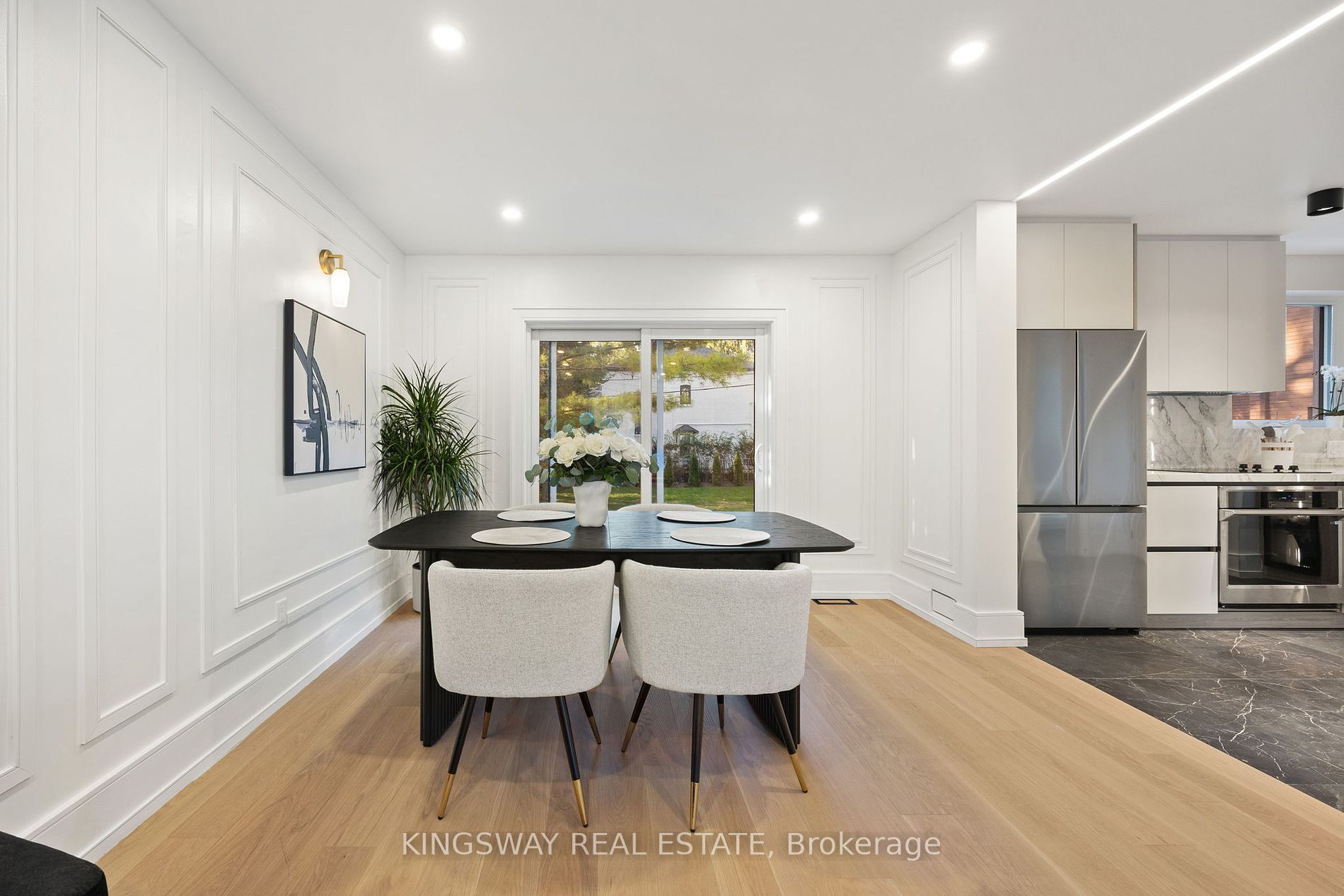 22 Cliffcrest Drive