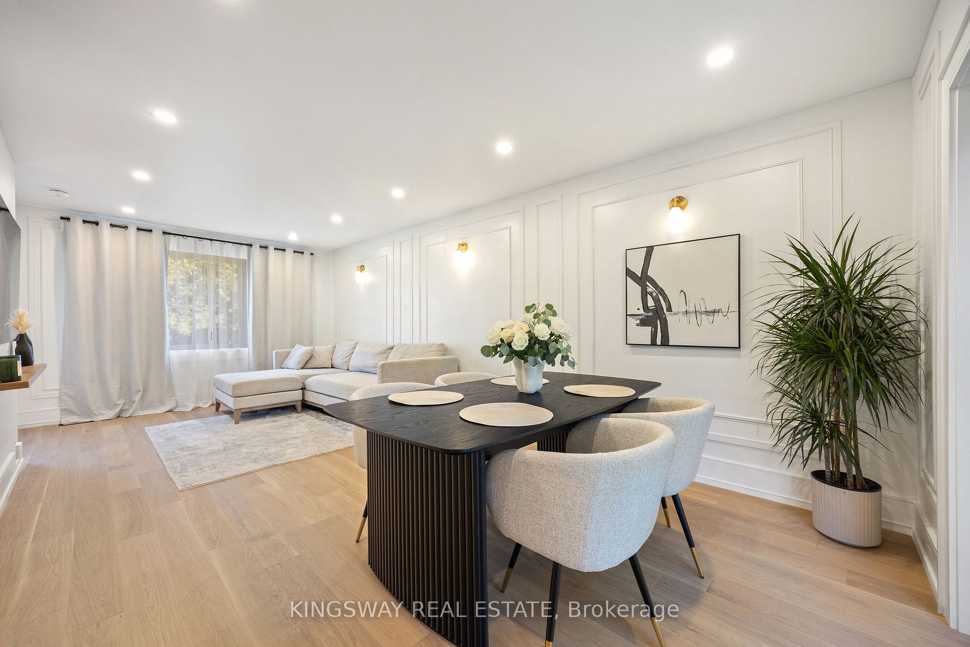 22 Cliffcrest Drive