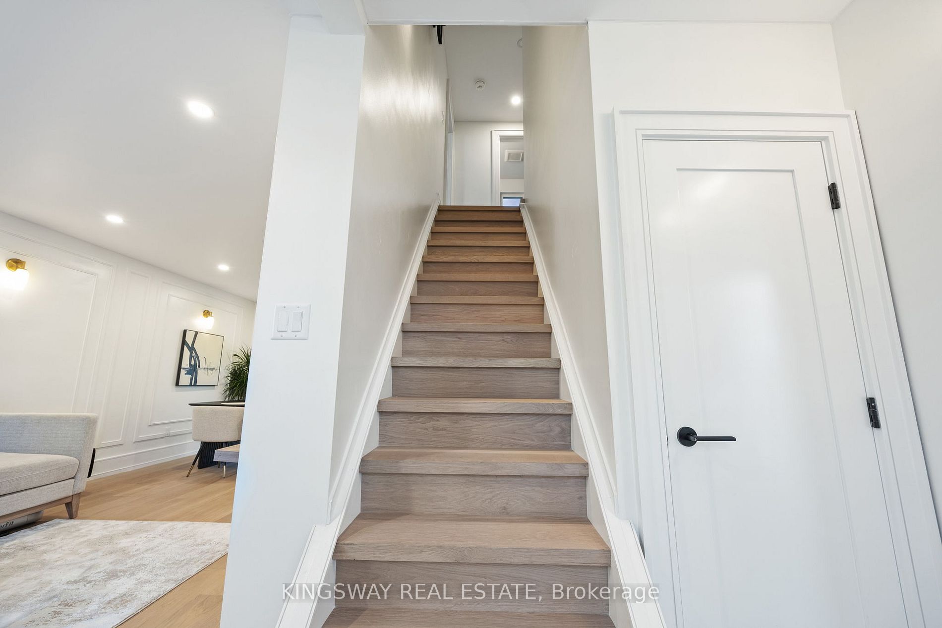 22 Cliffcrest Drive