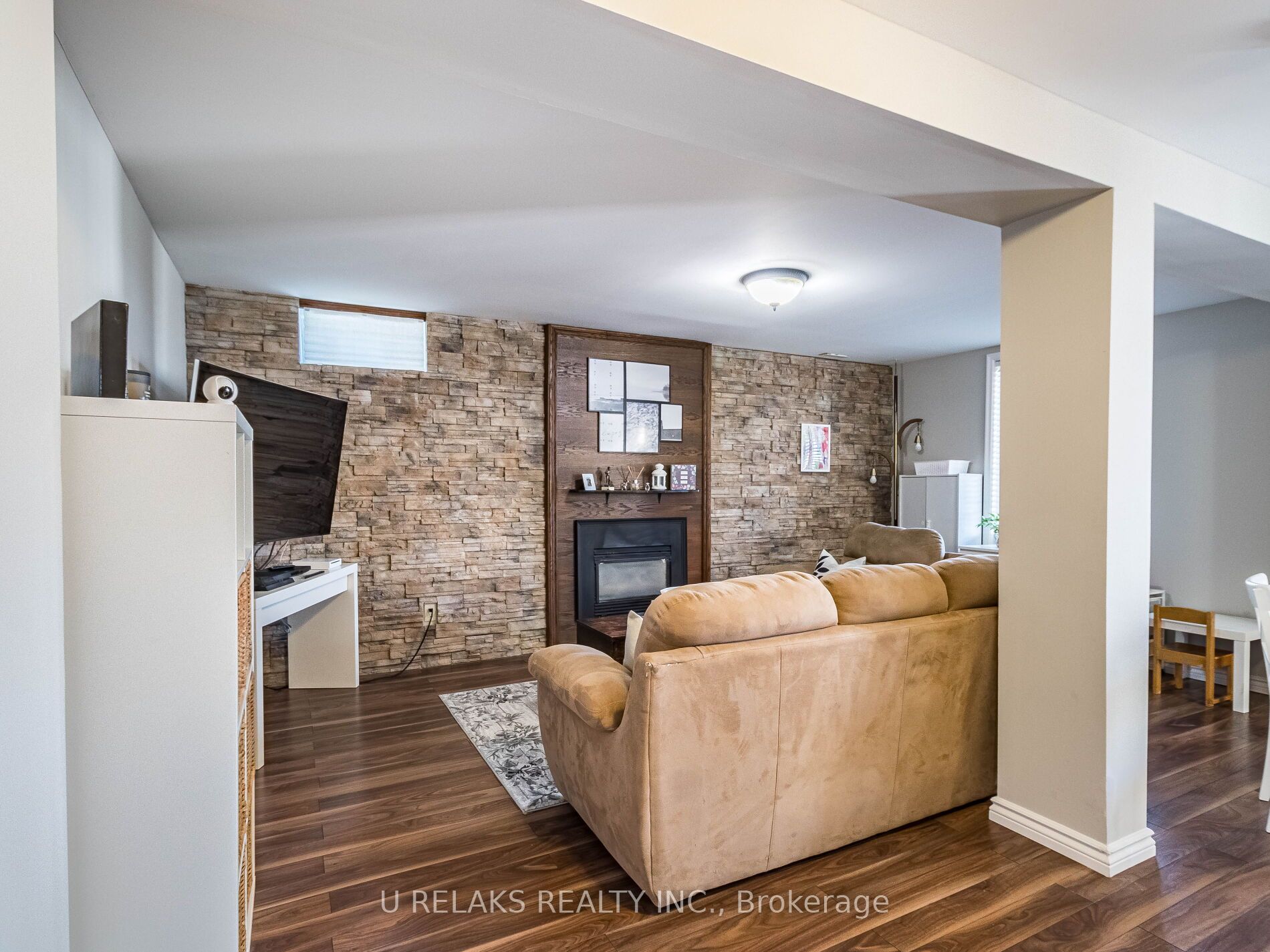 172 Melissa Crescent