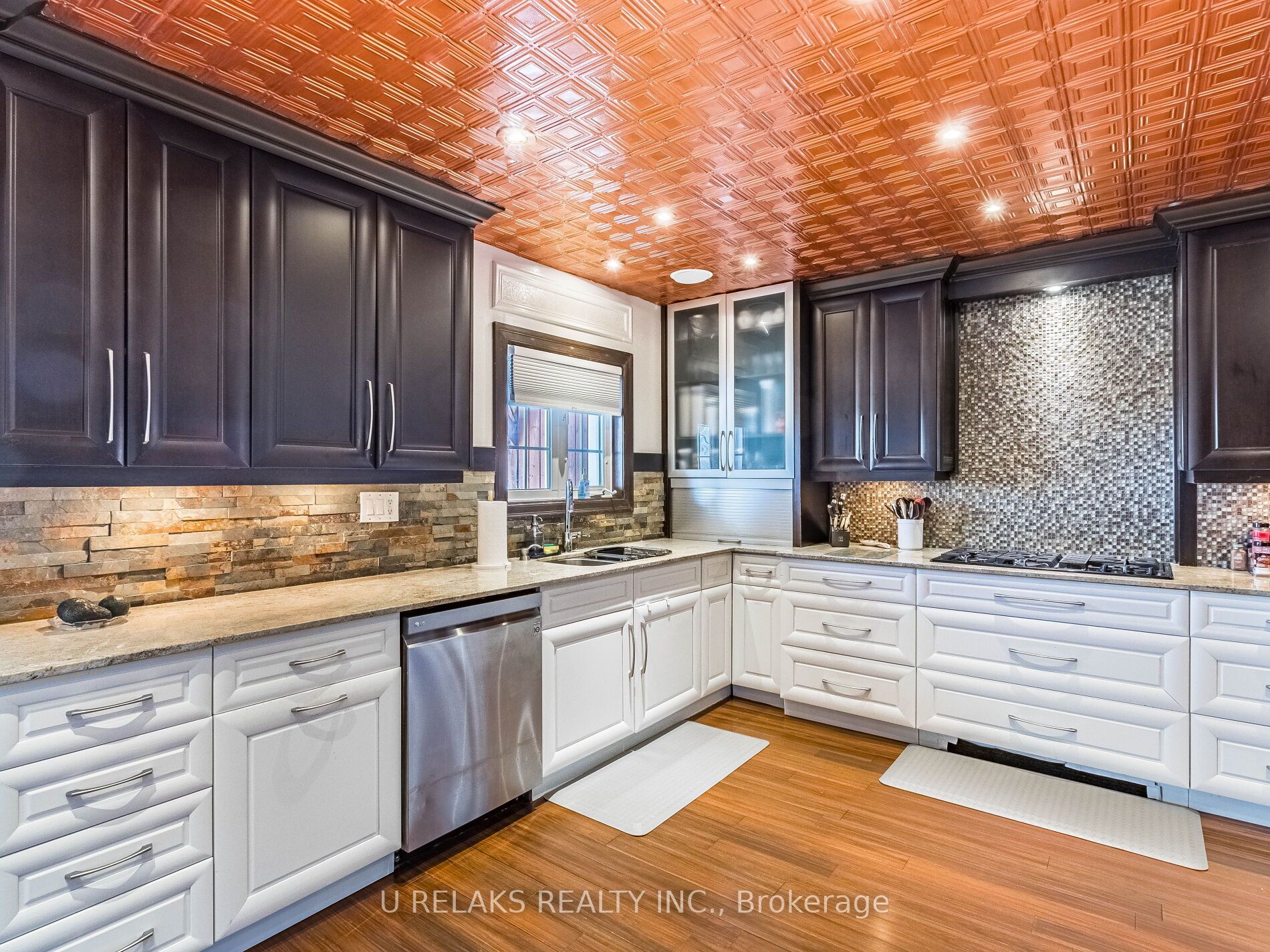 172 Melissa Crescent