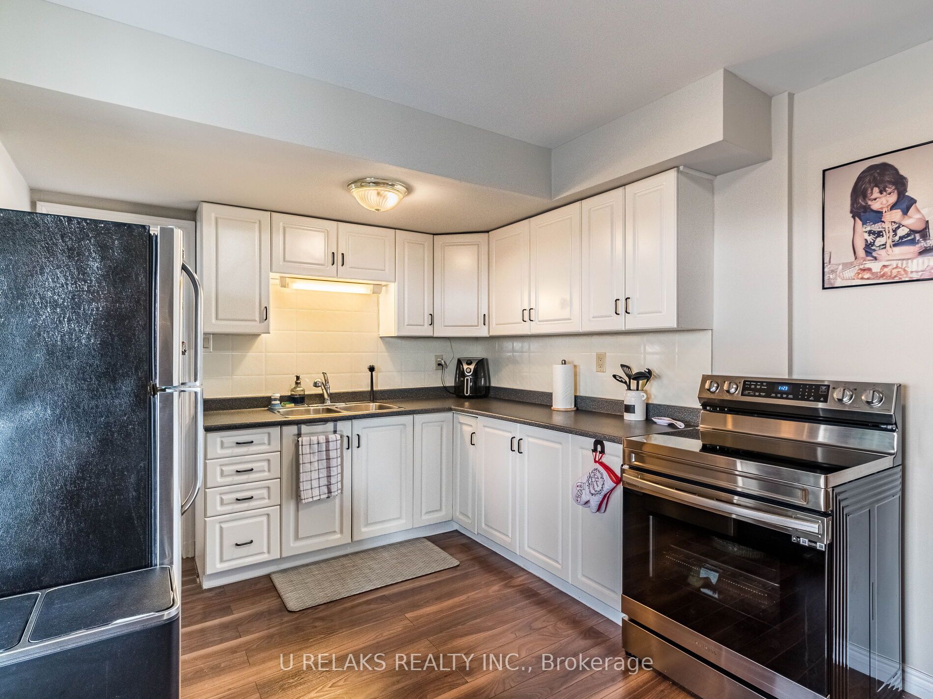 172 Melissa Crescent