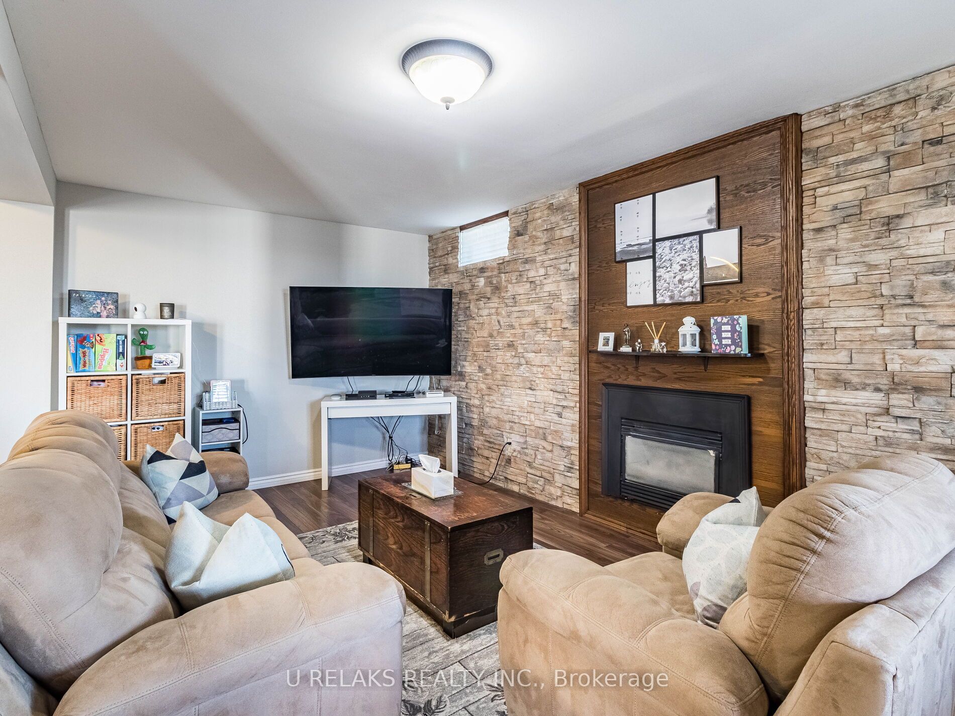172 Melissa Crescent