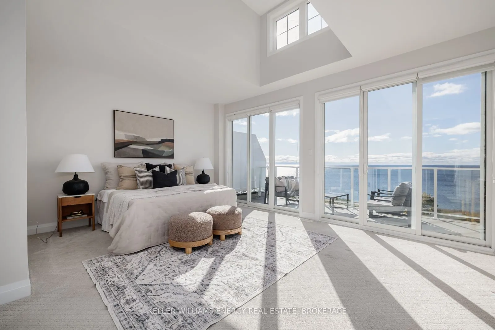 325 Lakebreeze Drive, #2