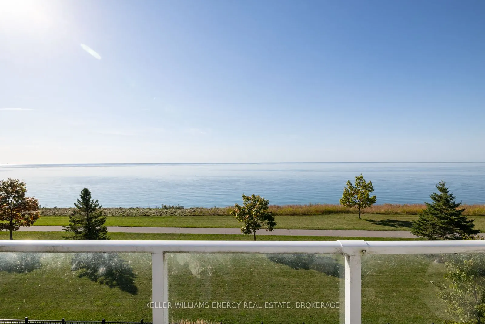 325 Lakebreeze Drive, #2