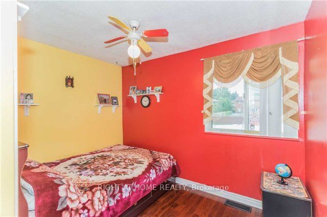 52 Bakerton Drive