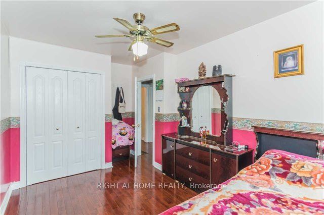 52 Bakerton Drive