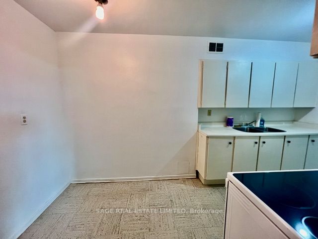 180 Markham Road, #707